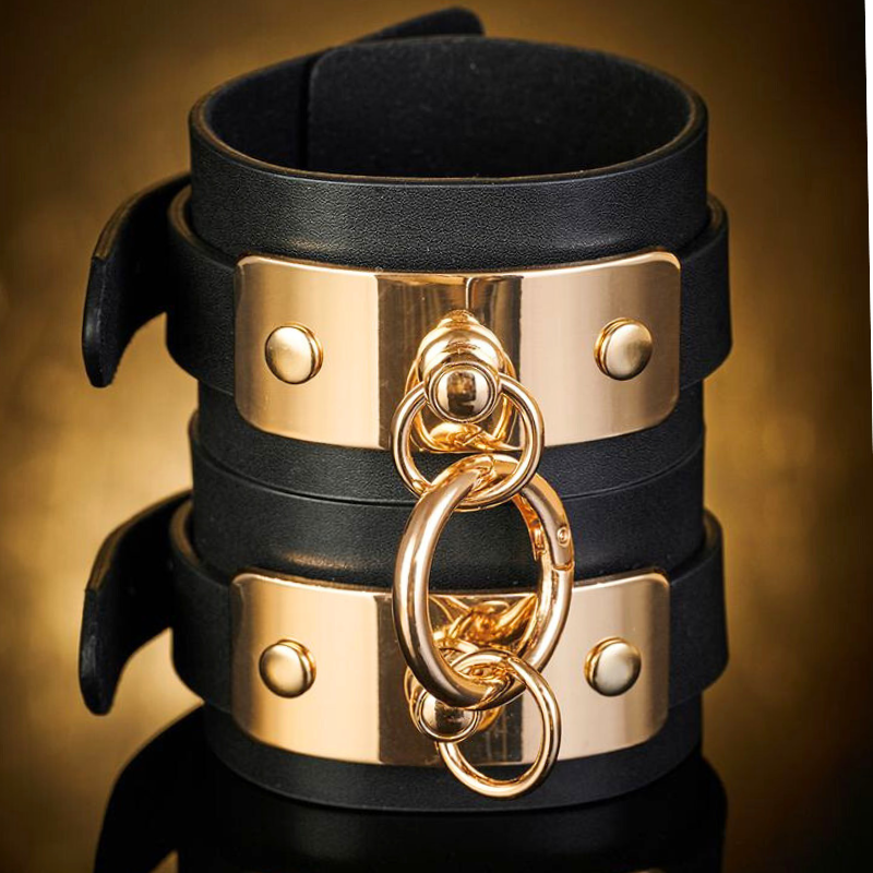 Kinky Diva – VEGAS – Handgelenksmanschetten aus PU-Leder