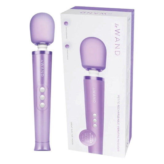 Le Wand Petite Violet rechargeable massager