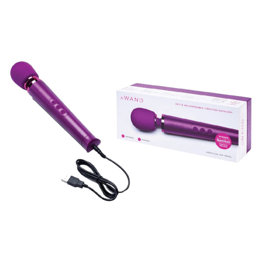 Le Wand Petite Cherry rechargeable massager